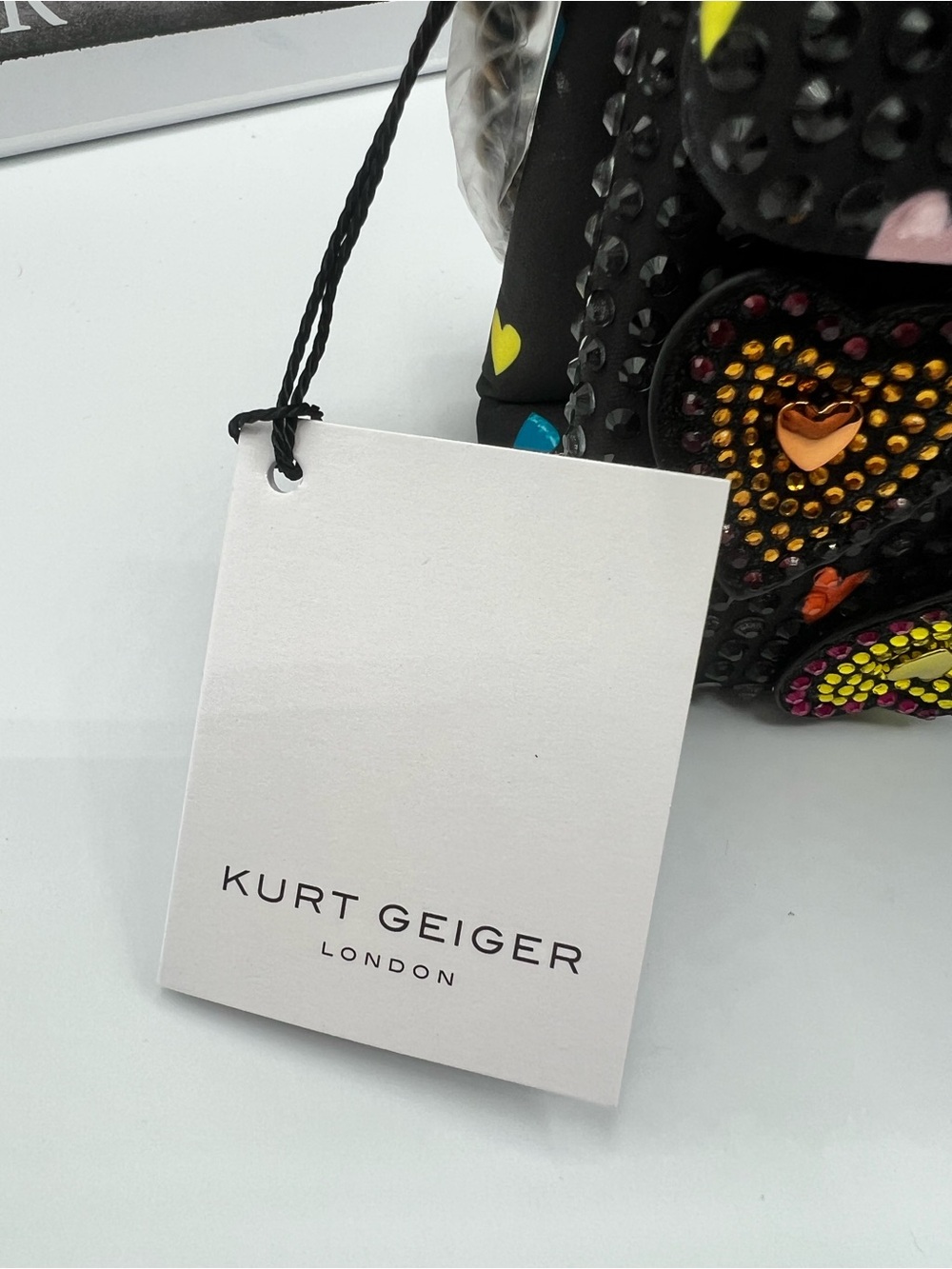 Kurt Geiger NWT Kensington Embellished Heart Shoulder & Crossbody Bag - Picture 2 of 12